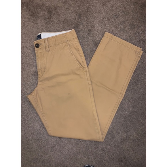 American Eagle Outfitters Other - Men’s American Eagle Outfitters Khaki Pants 🤎